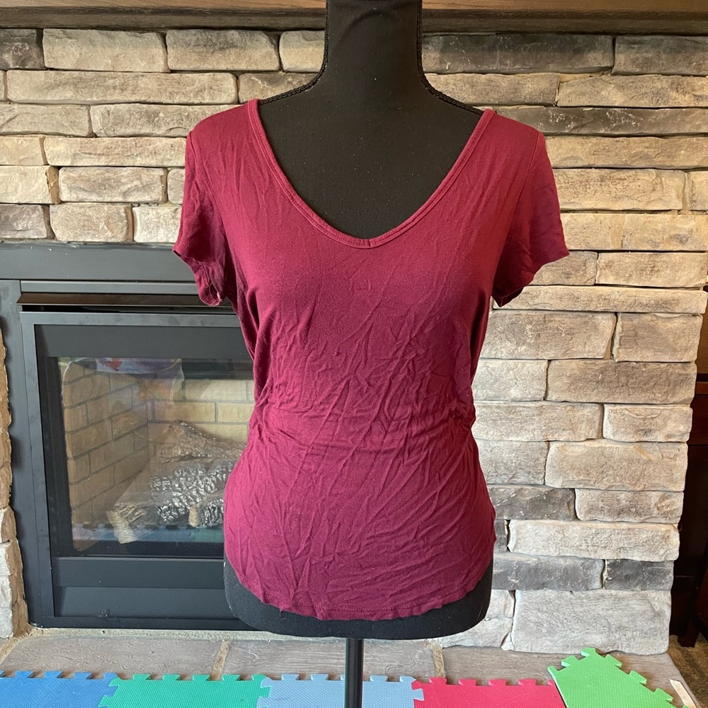 Women's Burgundy Top